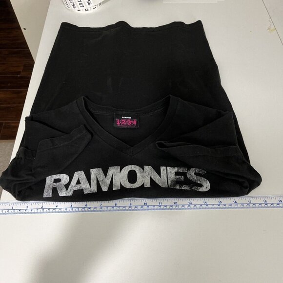 Ramones T-Shirt Womens S Retro Vintage 90s - Picture 7 of 10